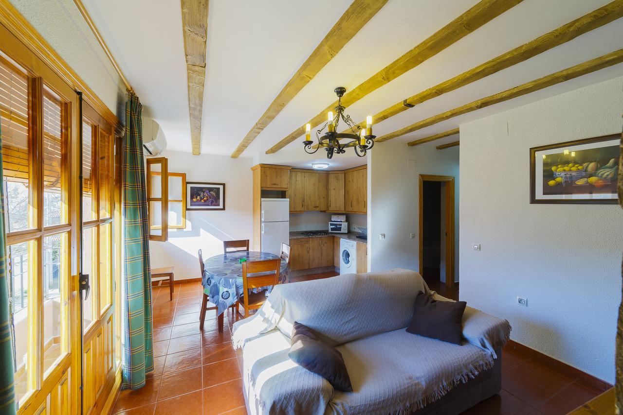 Apartamentos Ribera Del Jucar アルカラ・デル・フカル エクステリア 写真