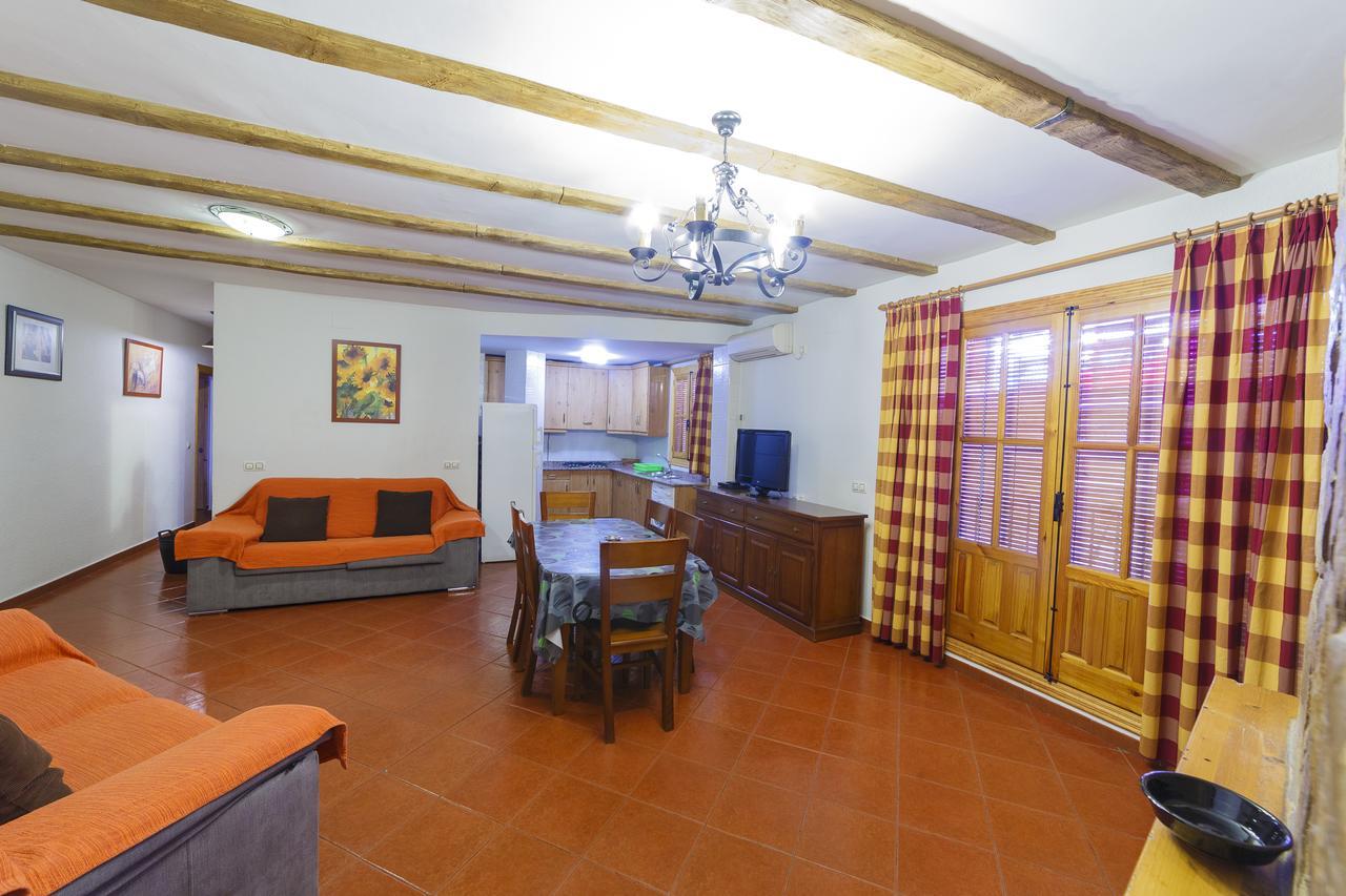 Apartamentos Ribera Del Jucar アルカラ・デル・フカル エクステリア 写真